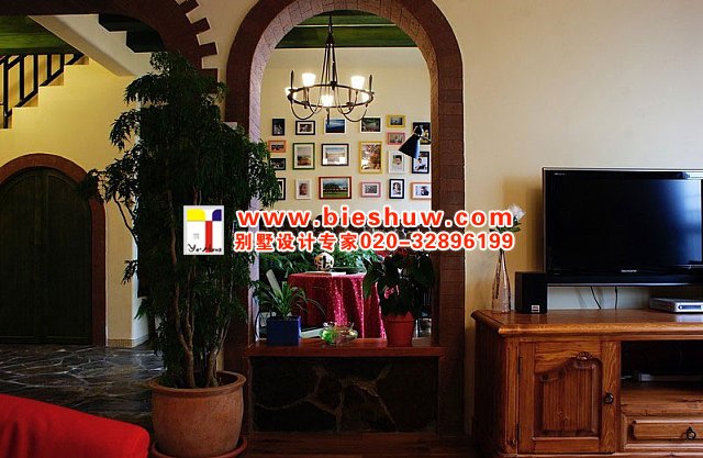 东南亚风格别墅客厅一角